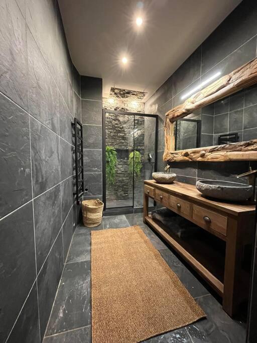 Appartement Haussmannien A 200M Des Halles. Narbonne Extérieur photo