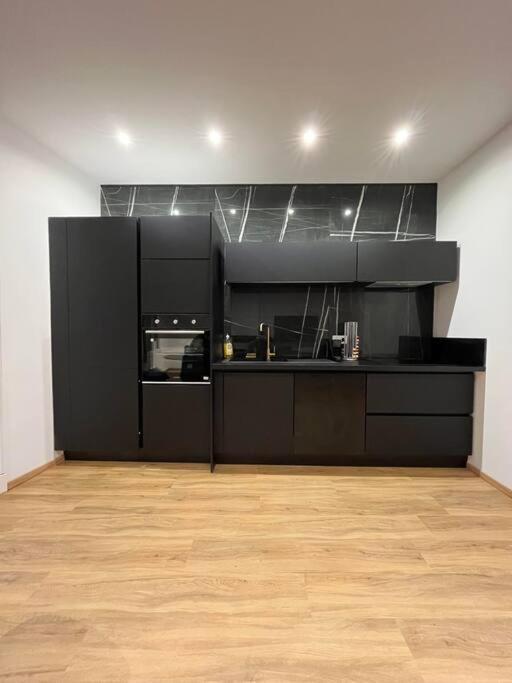 Appartement Haussmannien A 200M Des Halles. Narbonne Extérieur photo